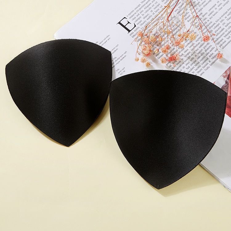 A bathing suit with a thick sports underwear bra and a very thin sponge mat triangle cup