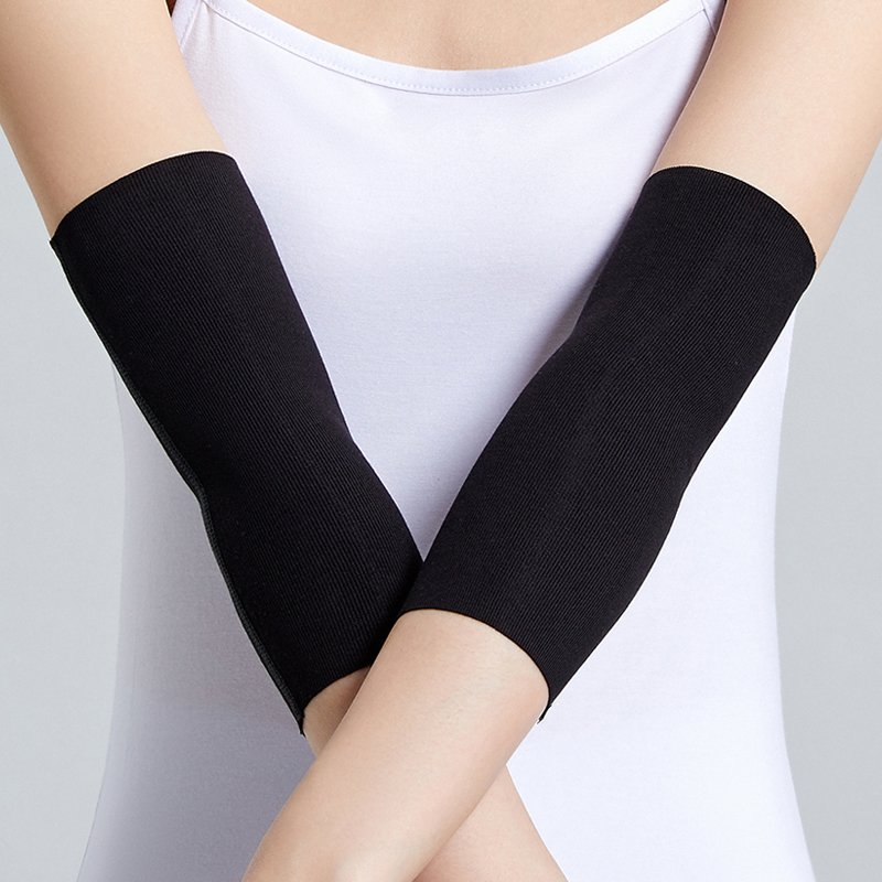 A cold-proof kit to protect the elbows of the arm and the elbows of the summer