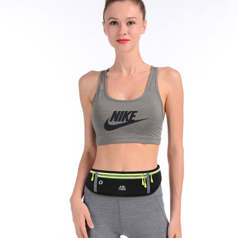 A sports cashier's mobile phone bag with a thin, invisible, water-protected girl with a small belt for the summer gym