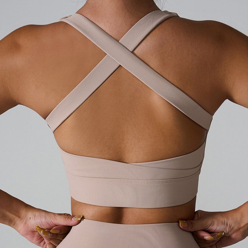 Custom Logo Nude Feeling Cross Back Yoga Bra Sexy High Impact Training Sports Bra With Pad Workout Running Gym Wear Outfit