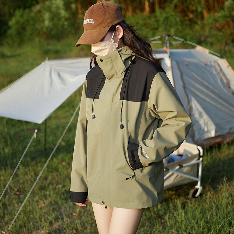 Professional outdoor hiking autumn/winter three in one windproof and waterproof hiking suit, trendy jacket jacket