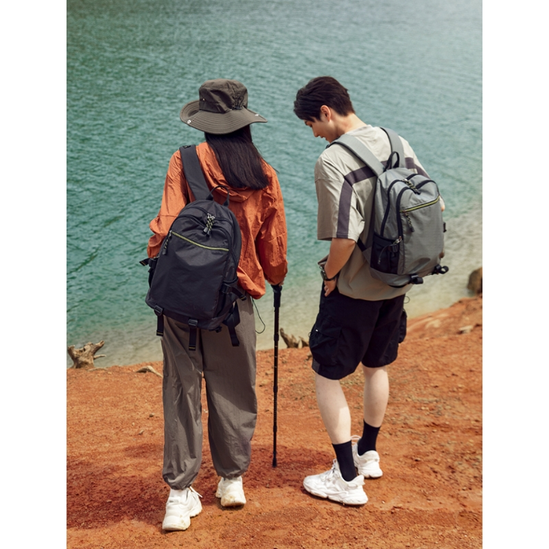 Leisure Outdoor Wear-Resistant Large Capacity Backpack Suitable For Camping Hiking
