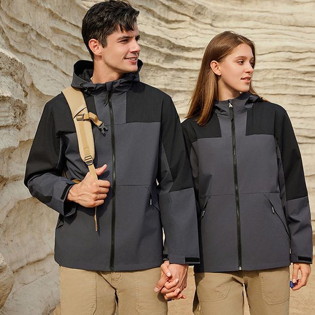 Custom Man Softshell Jacket Windproof Waterproof Plus Size Outdoor Sport Coat Camping Hiking Riding Windbreaker Winter Jacket