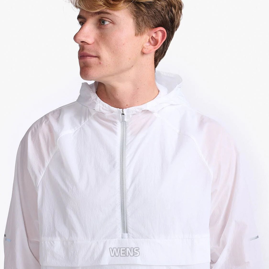 Men Thin Breathable Running Lightweight Hiking Anorak Zip Up Rain Windbreaker Jackets Clothing Manufacturer