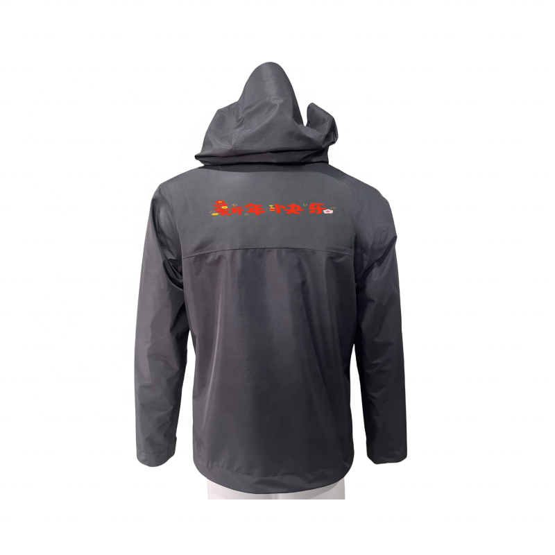 Custom Outdoor Breathable Hiking Jackets Men Plus Size Windproof Camping Fishing Jacket Waterproof Soft Shell Hoodies Jackets