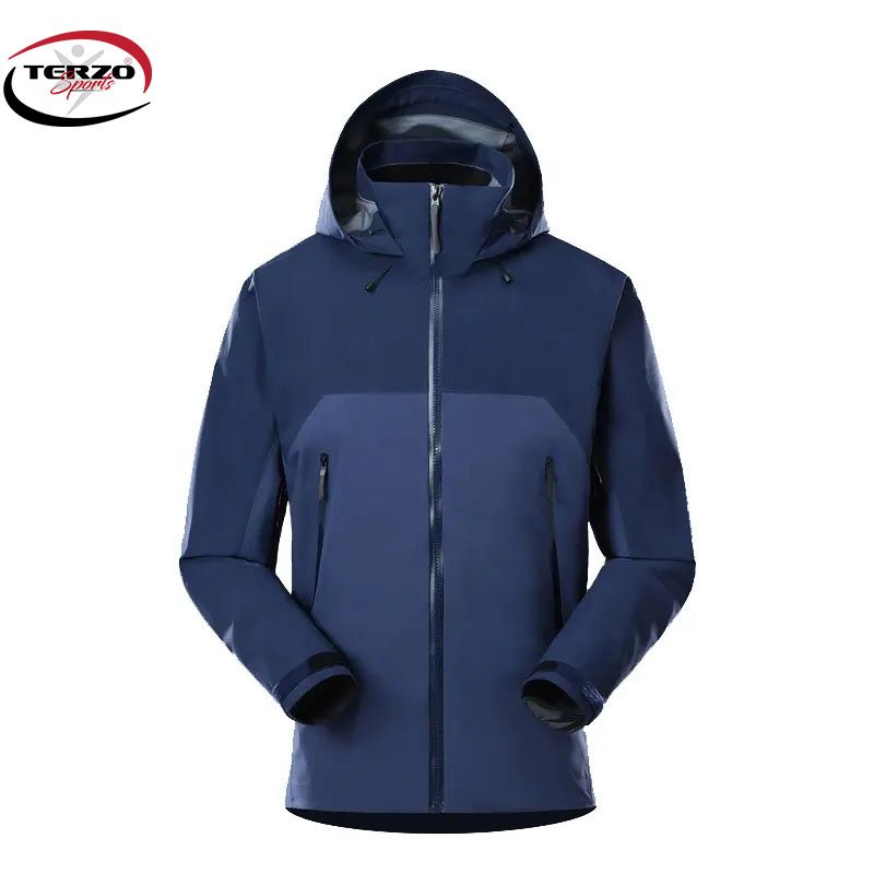 Men's Lightweight Hooded Hiking Jacket Waterproof Windbreaker Made of Polyester/Cotton Customized Logo Other Printing Methods