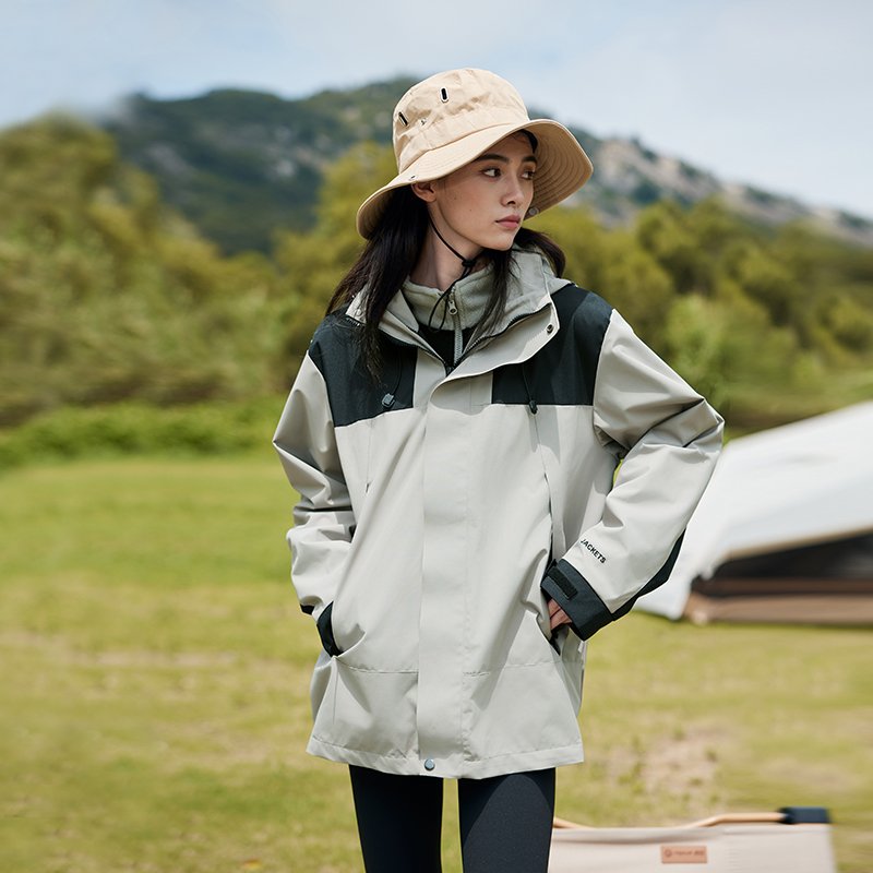 Spot wholesale windproof waterproof luxury winter hiking anorak wind breaker jacket With low MOQ