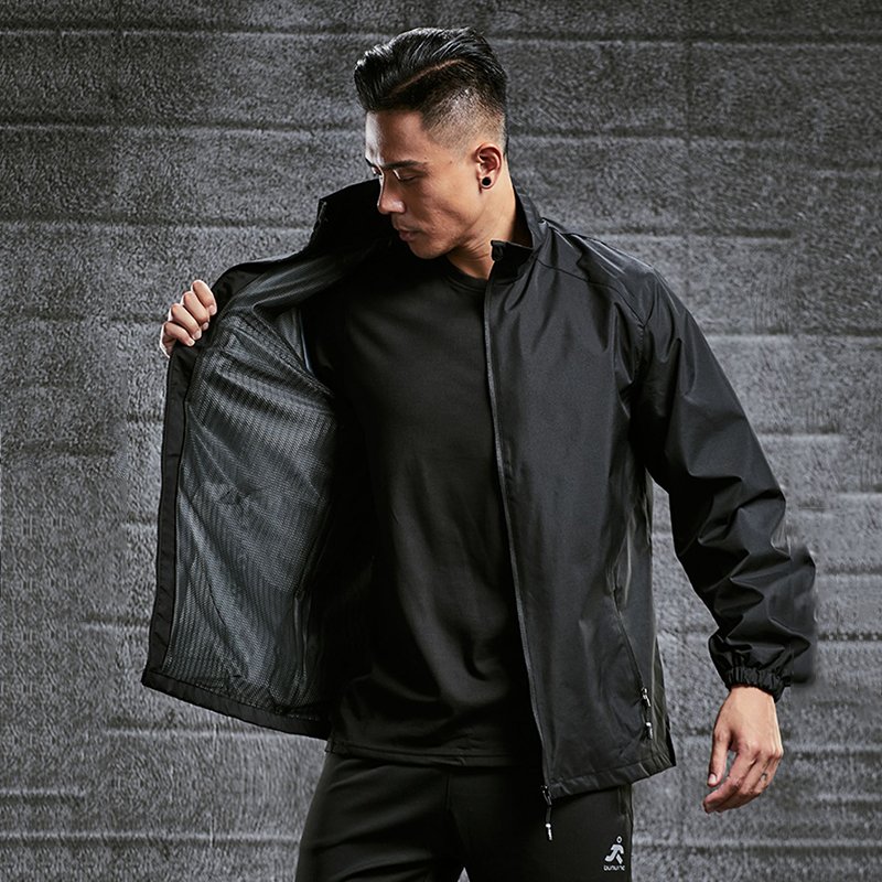 Wholesale Men outdoor hiking clothing polyester windbreak Jacket zip up waterproof jacket man
