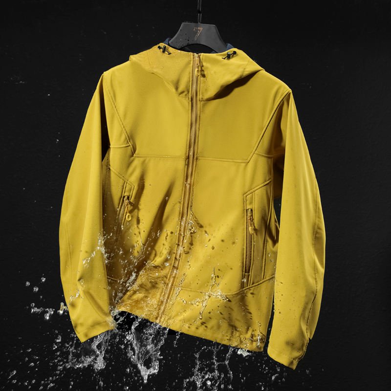 Customized logo unisex soft shell hiking and mountaineering breathable waterproof windproof jacket