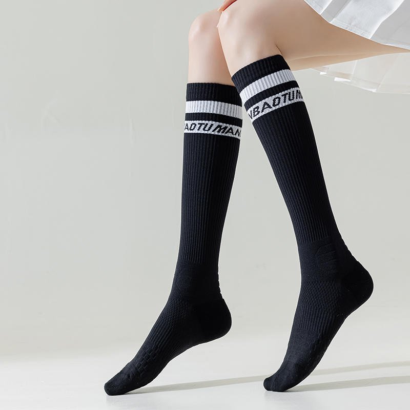 Scrambling young girls' calving stockings, scrambling stockings, scrambling stockings
