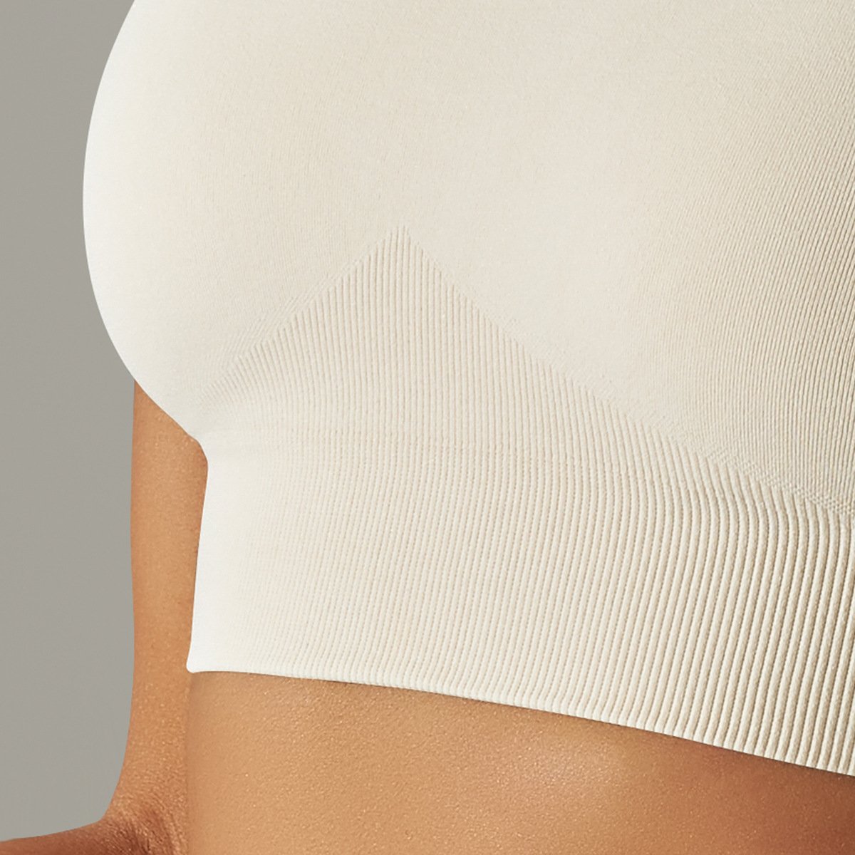 Custom Logo Women Crisscross Strappy Seamless Yoga Bra Middle Support Summer Gym Sports Bra Solid Adjustable Outwork Bra