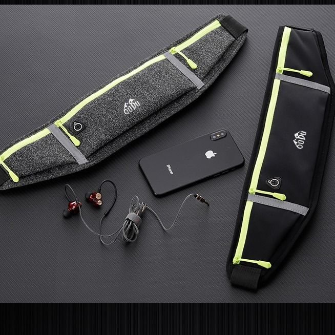 A sports invisibility with a man with a waistbag, a running phone with a multi-functional, outdoor waterproofer