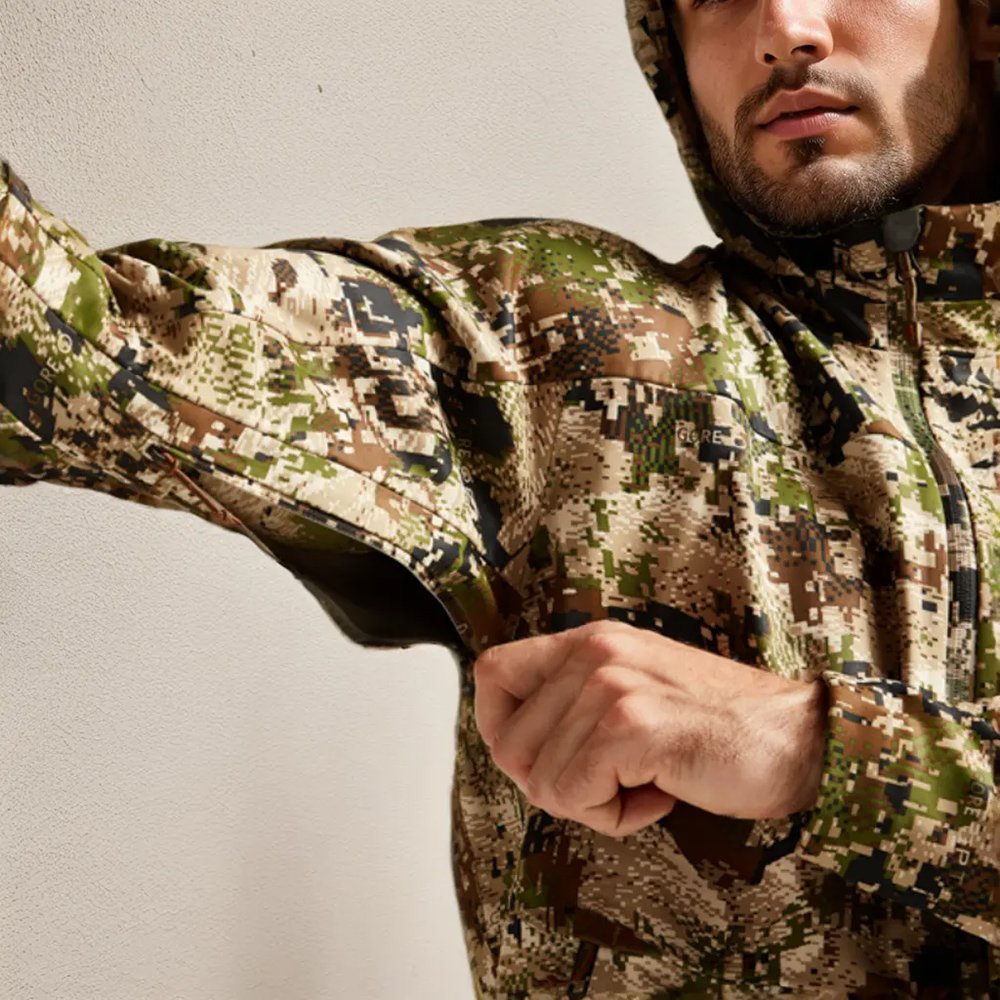 Custom Hunting Jacket camo hoodie Hunting Wear winter outdoor jacket subalpine camouflage hunting clothes for men