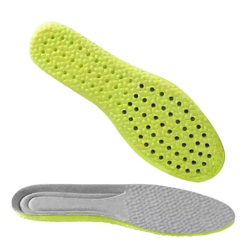 Weed-stealing shoe mats