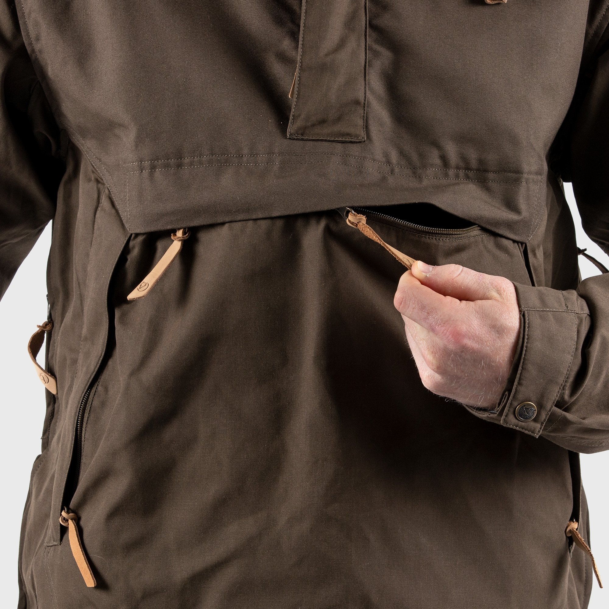 OEM high quality recyclable other sportswear men hunting anorak for forest and mountains conditions