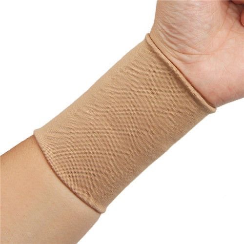 Wrist-protective hand-pumping, twirling, twirling, twirling, twirling