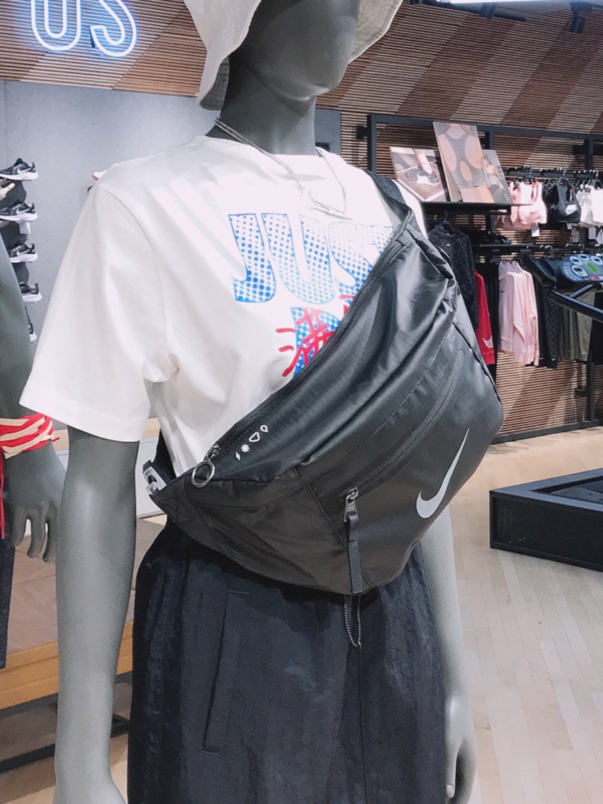 NIKKNIKE RECREATIONAL SPORTS PORTAL PACKAGE FOR STUDENTS WITH WATER-PROOF HIPS AND BACKS, DOO7956-010