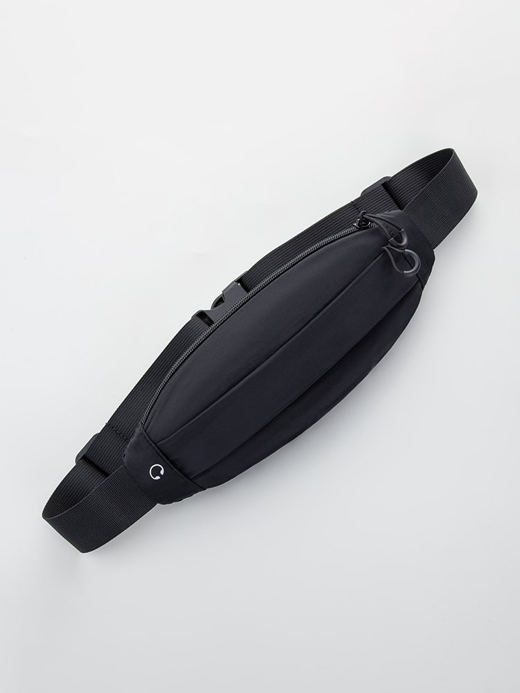 A multi-purpose running mobile phone bag with a large volume of waterproofing for men and women