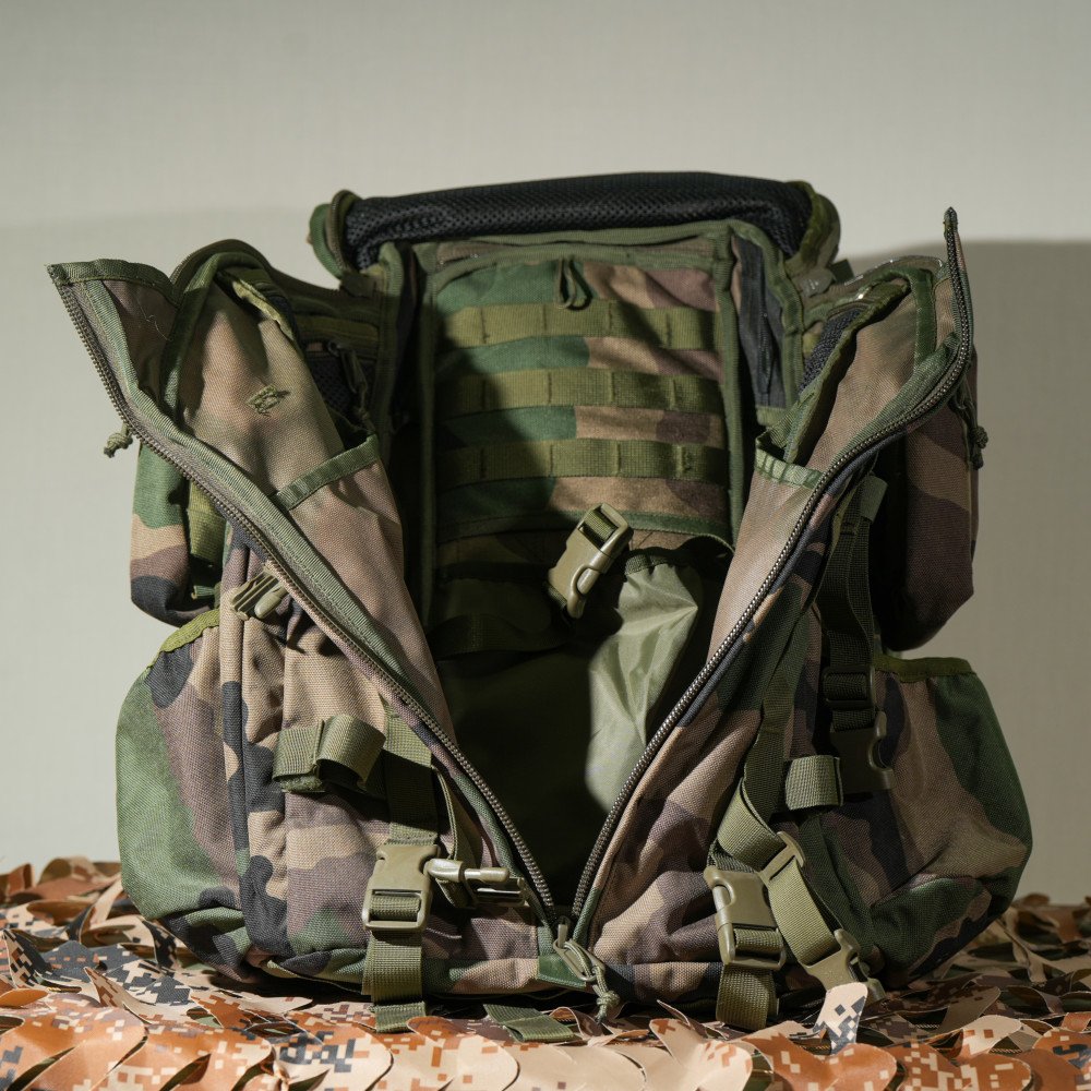 2024 new camping hunting hiking backpack for men waterproof bag pack for outdoor tactical camouflage backpack.