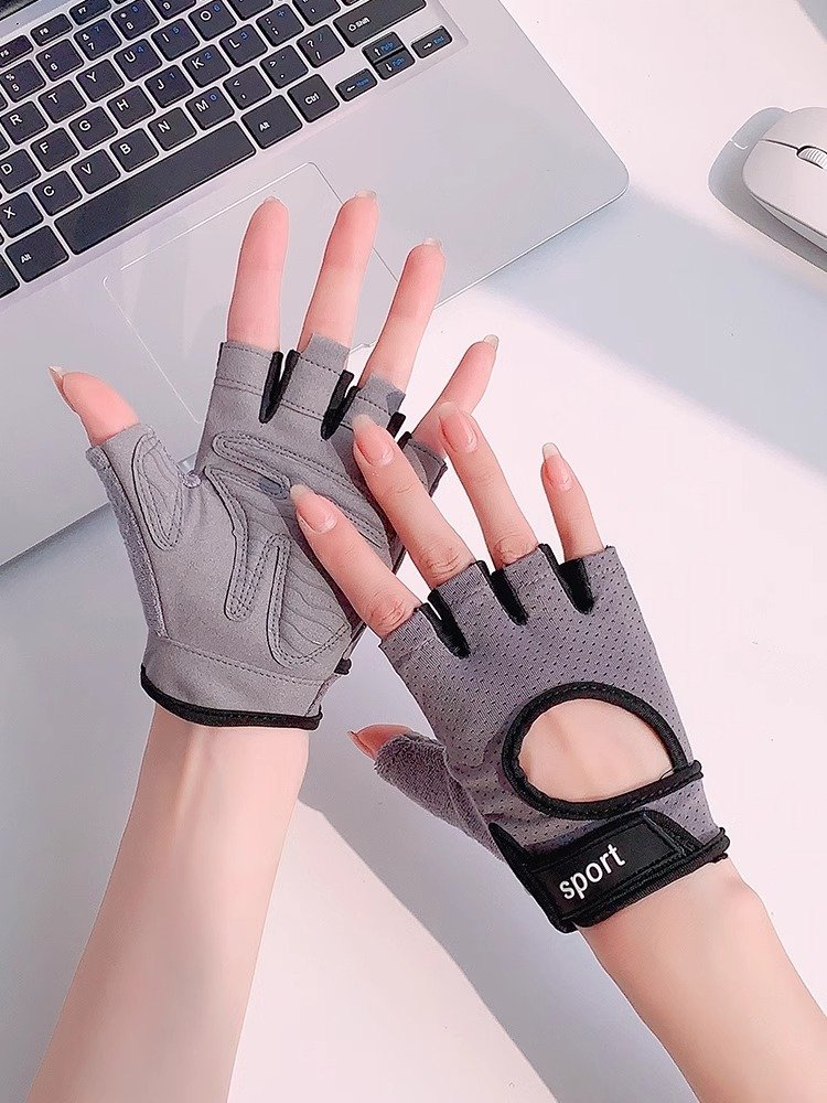 Gym gloves women riding the device male lead to the top of the bar with a kettle bell to protect the cocoon bike