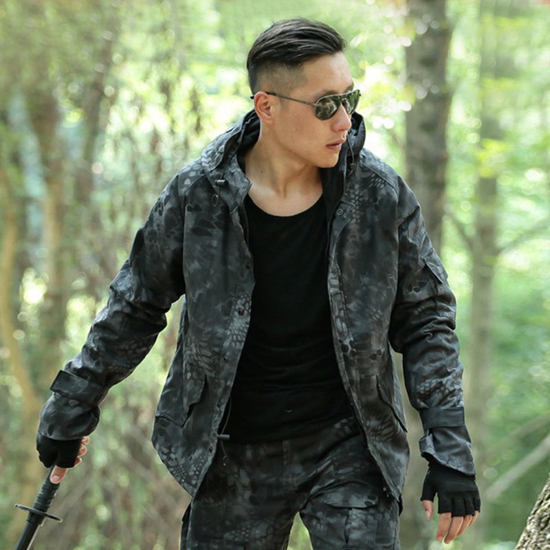 Wholesale outdoor tactical camouflage hardshell men's CS training fleece combat clothing with thick windproof hiking clothing