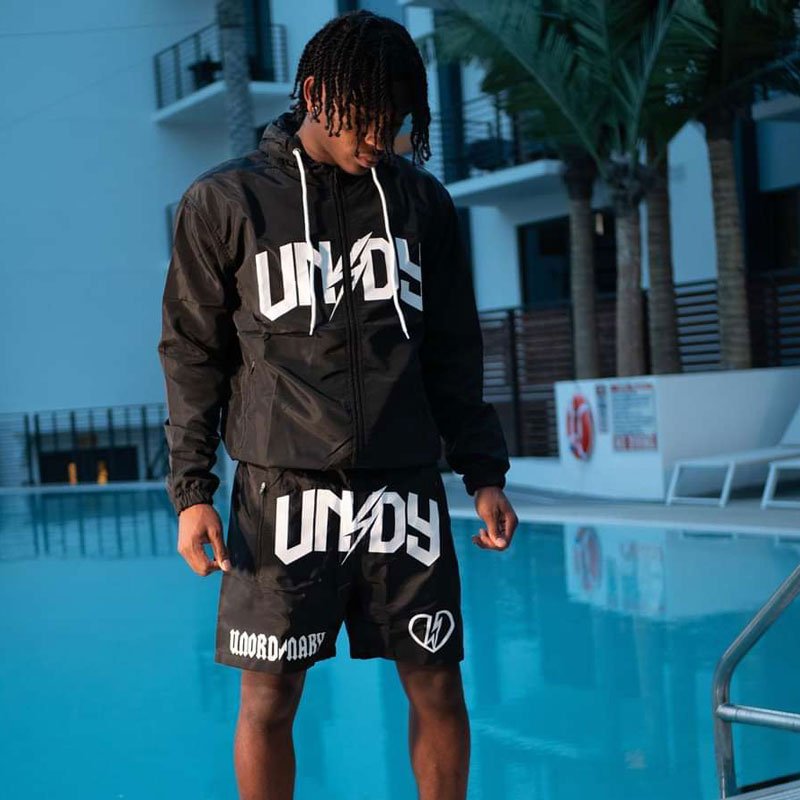 Manufacturer Custom Logo Men's Clothing Nylon Jacket Full Zipper Hood Jacket Soft Shell Sports Windbreaker Short Set