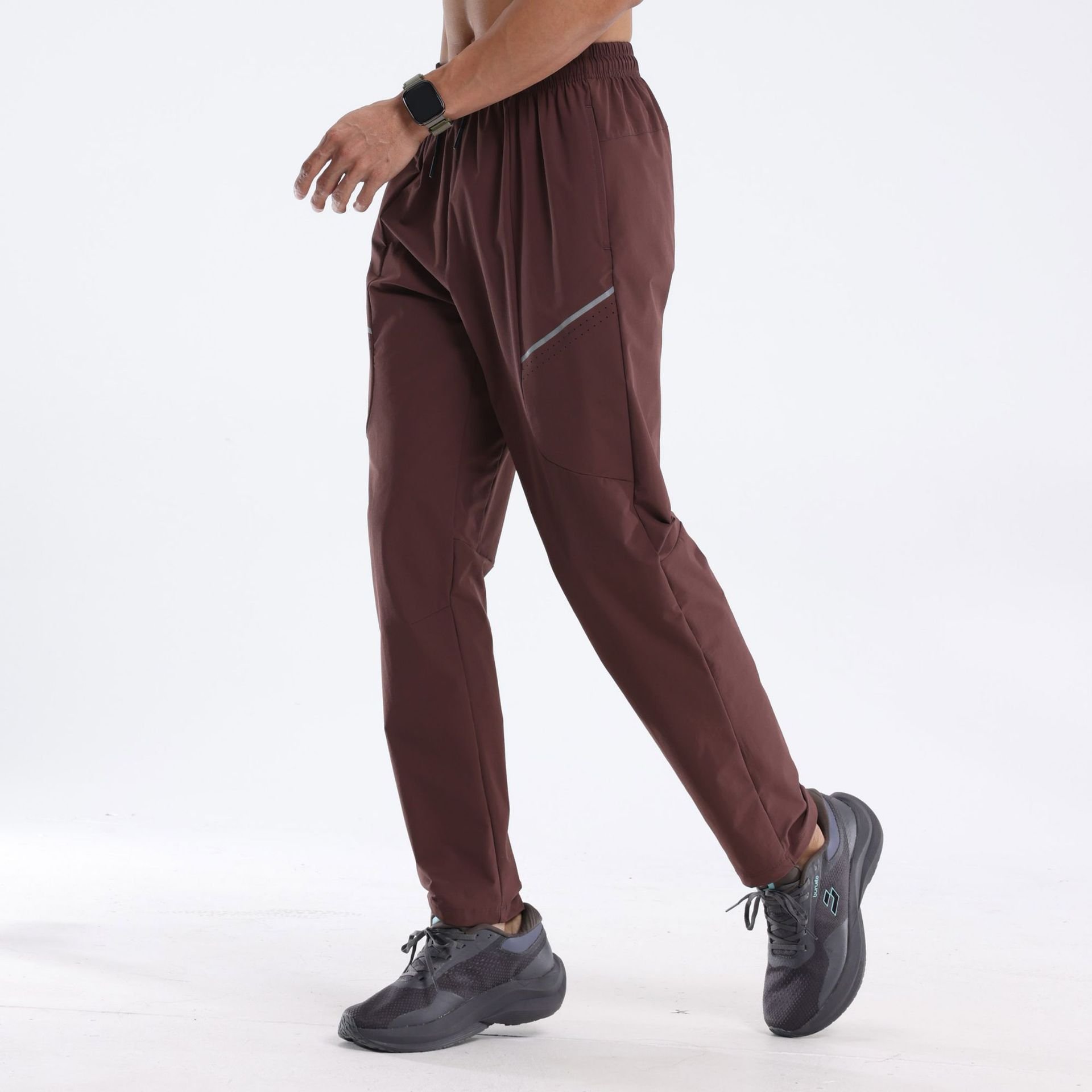 Men's Outdoor Quick-Drying Waterproof Hiking Pants Casual Breathable Stretch Sports Pants Loose Straight Pattern
