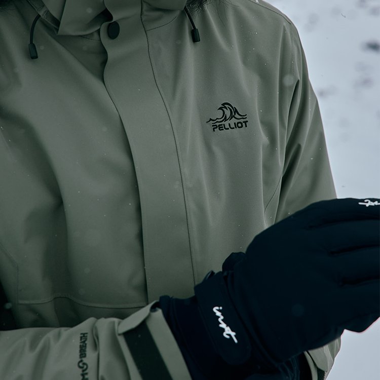 Custom winter men outdoor waterproof hiking mountain climbing rain jacket coat