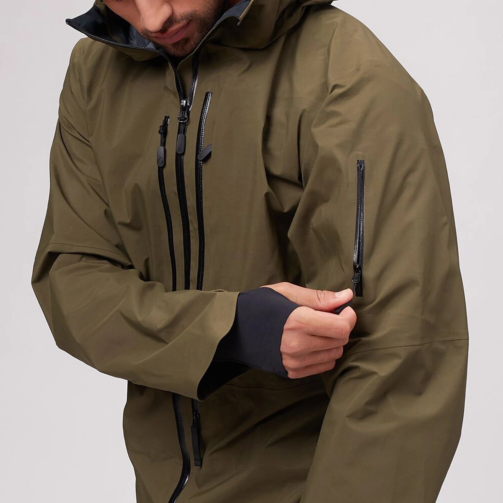 Custom outdoor men water resistant hiking jacket windproof waterproof mountain jackets full zip windbreaker breathable rain coat