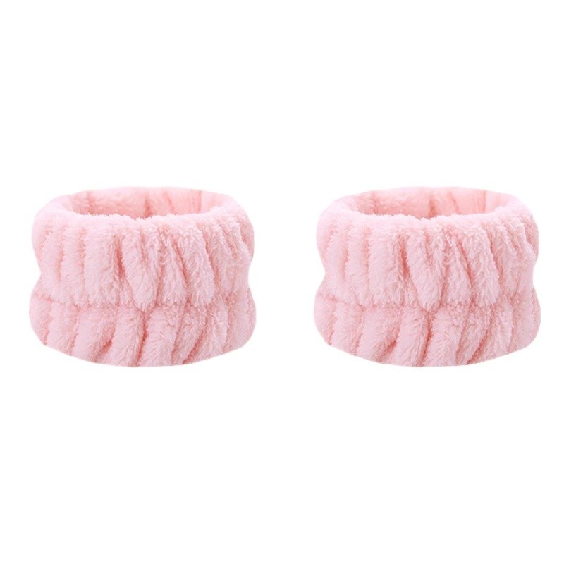 Wash your face cuffs and your wrists with water-dip-tips, wash your head against splash-tip-tip-tip-tip-sweety-tip-sweety