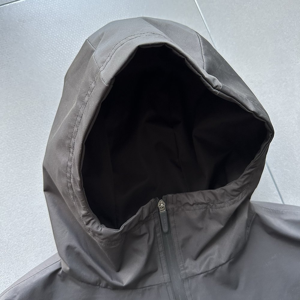 Goatest Customized high-quality men's hiking hard shell windproof jacket, waterproof outdoor Technical Windbreaker