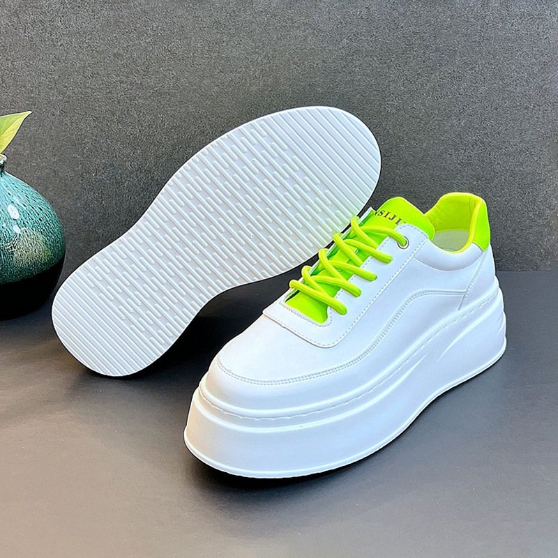 2024 men's brand new fashion design thick sole casual shoes pure white style increase skateboard shoes men's casual shoes