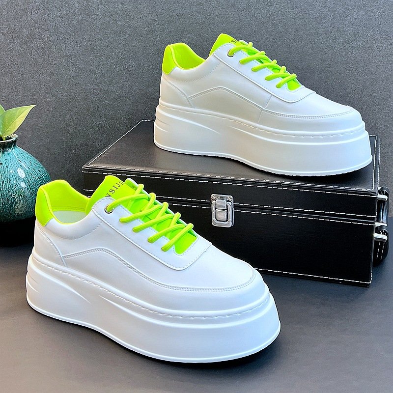 2024 men's brand new fashion design thick sole casual shoes pure white style increase skateboard shoes men's casual shoes