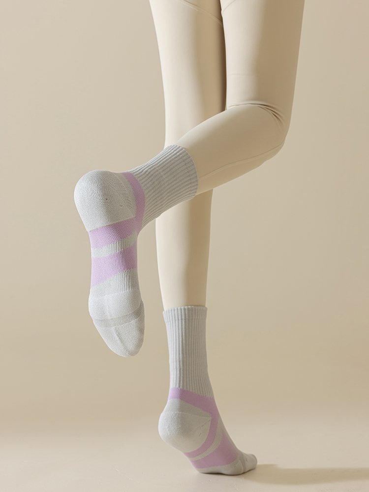 Sock pressure in a chromosomal-circle sport