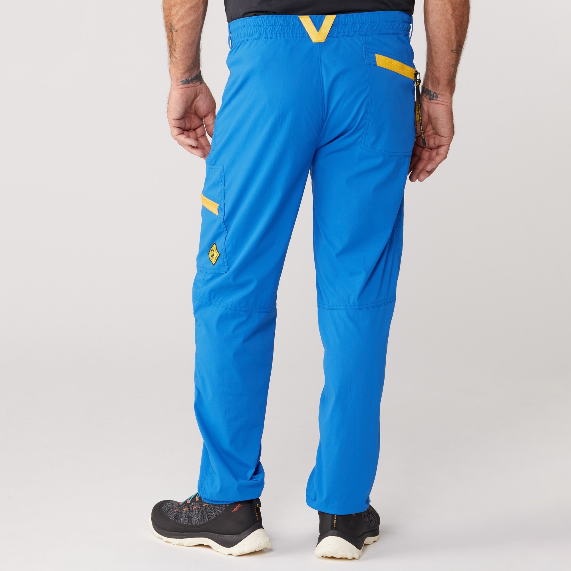Capri Sweatpants Lightweight Curvy figures Jungle trekking Showerproof Avoid ticks Packable Fitted Mens Hiking Pants
