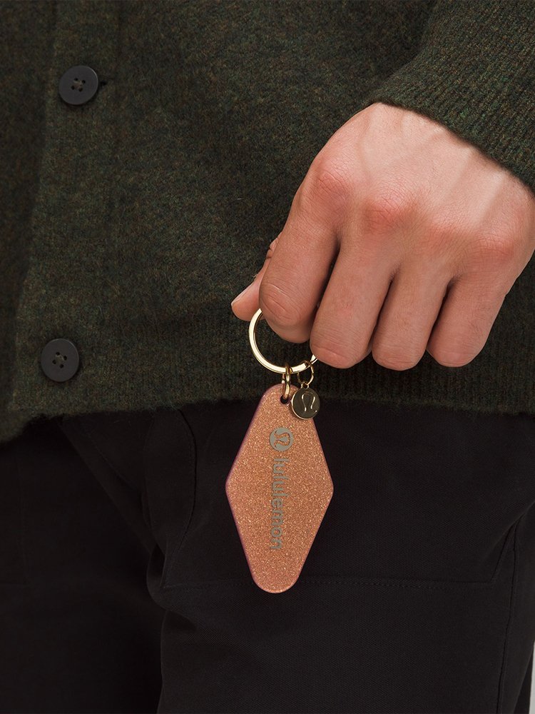 Diamond-Shaped Diamond Key Chain 丨lululemon丨LU9BQ4S
