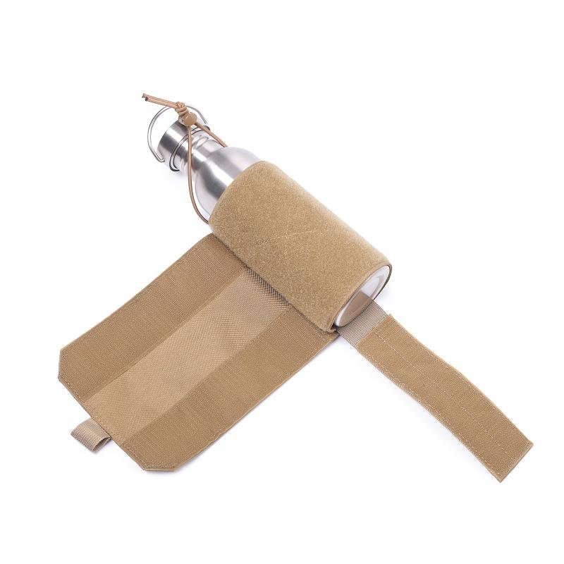 an outdoor tactical kettle of water cups with a condensed belt bag of round-shaped acoustic bags
