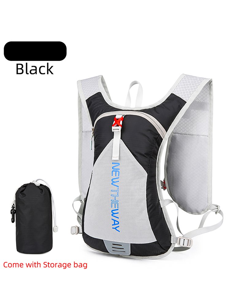 An outdoor sports bike rides a backpack to climb a mountain and folds a water bag with two shoulders
