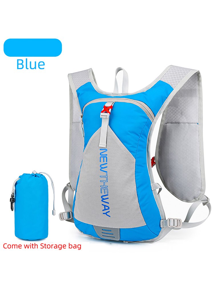 An outdoor sports bike rides a backpack to climb a mountain and folds a water bag with two shoulders