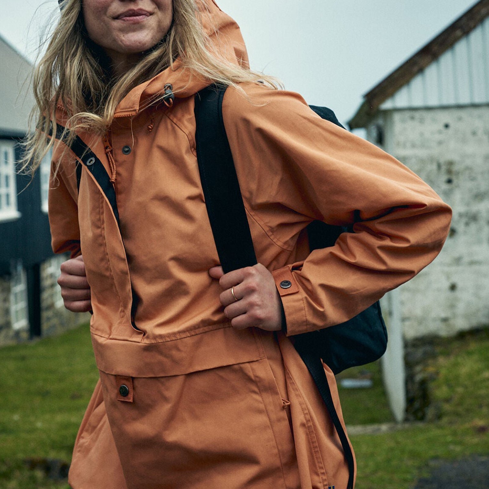 Custom Women Outdoor Best Price Waterproof Softshell Jacket High Quality Hiking Camping Windproof Winter Women's Jacket