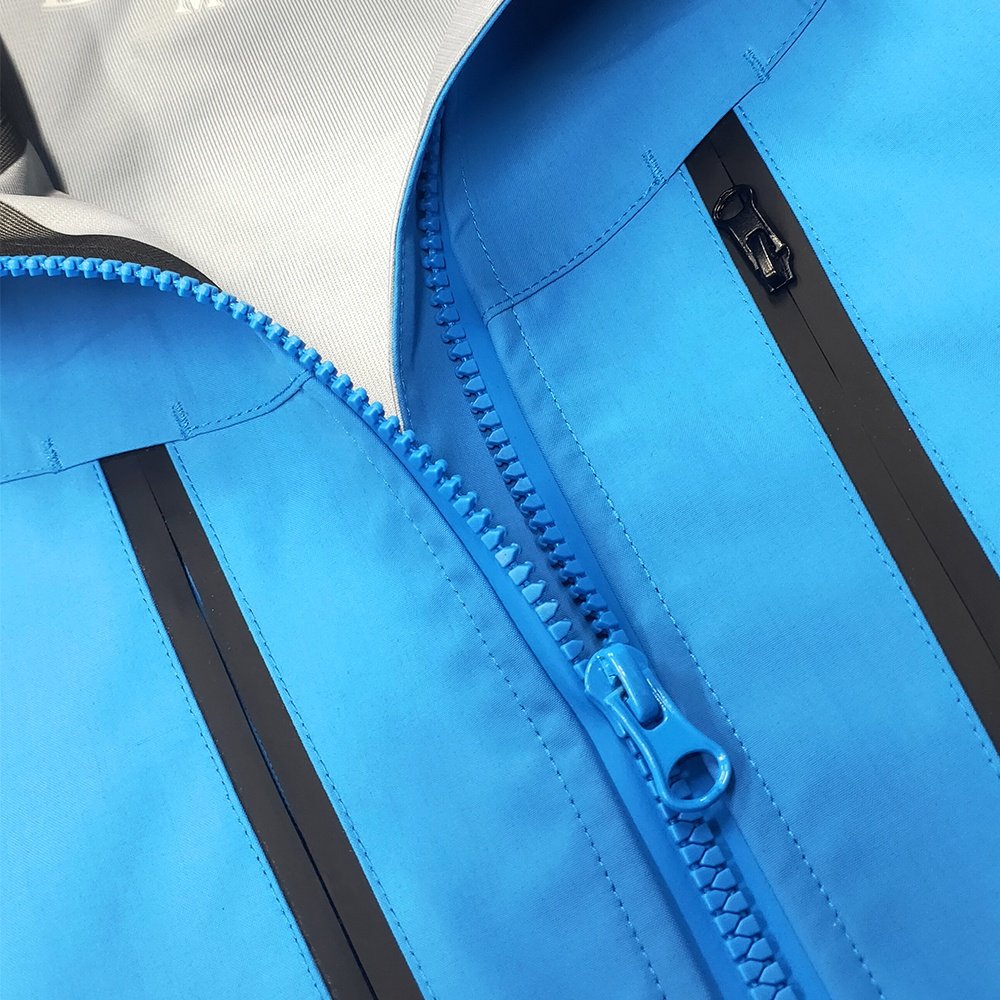 Custom outdoor waterproof mountain jackets for men breathable hiking jacket windproof windbreaker hooded rain coat for running