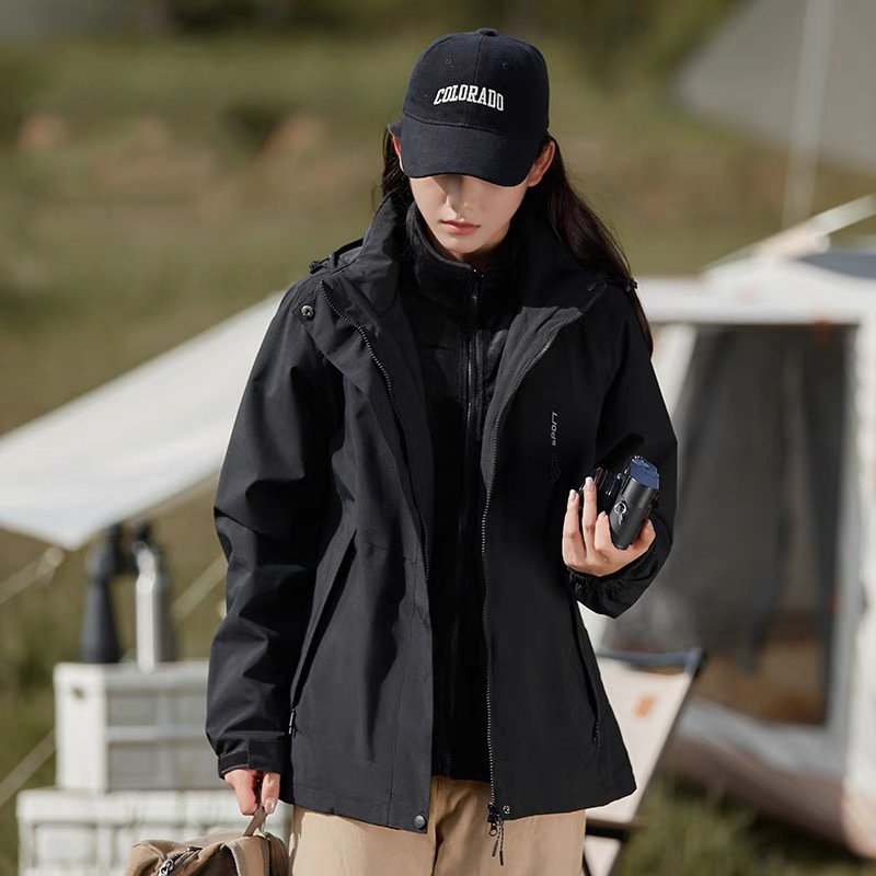 Popular unisex outdoor three in one windbreaker waterproof jacket rain jacket for hiking camping and climbing