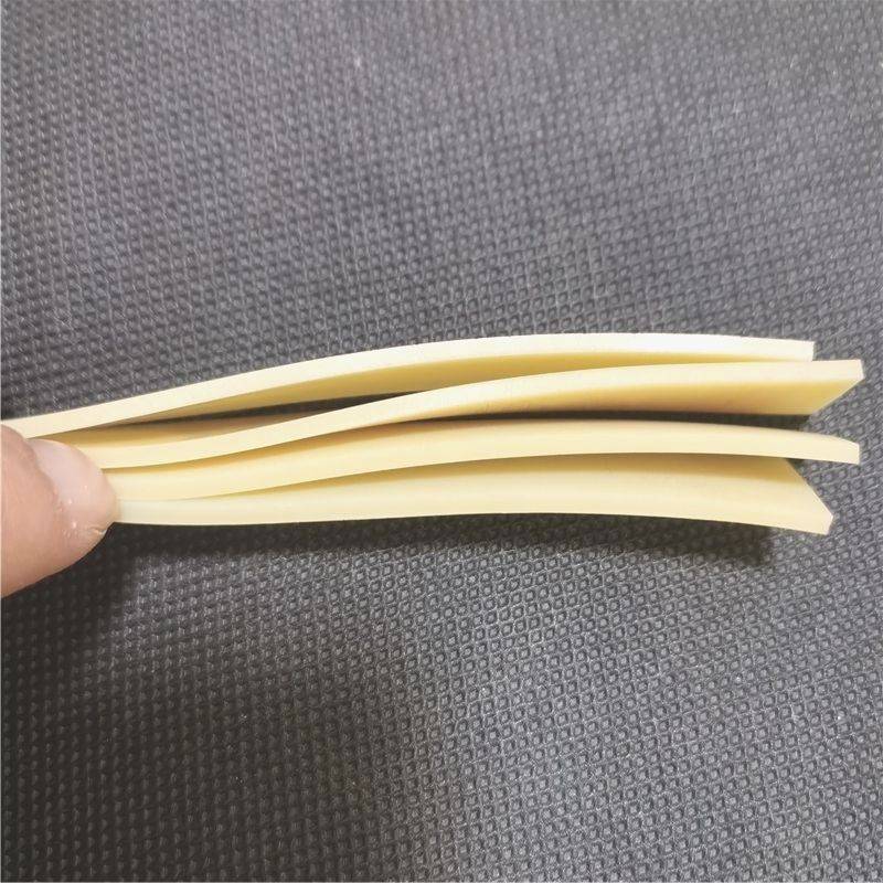 2.0 Thickening flat rubber band slingshot high elasticity and widening and growing power, durable, 1.5 extra thick rubber band