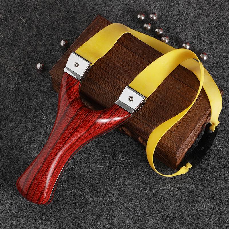The new slingshot Daquan adult outdoor actual combat, high accuracy, high accuracy flat rubber bands free abduction child bow and arrow