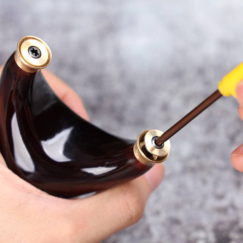 Rosewood fast -pressure solid wood slingshot Flying tiger flat skin precision outdoor shooting free anti -inverse bombers handmade actual wood