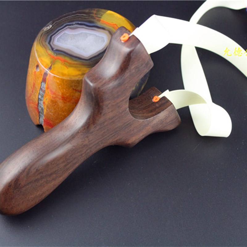 black honolulu dynastyh will not be bound without a slingshot