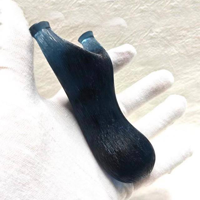 New product epoxy resin brushed non -slip classic anti -song fat flying tiger feel king Fei titanium alloy solid wood flat slingshot