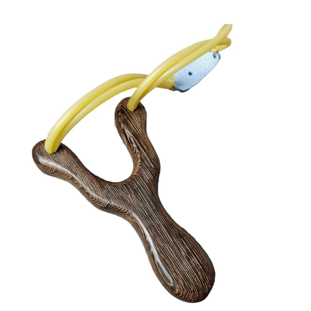 Steel beads use a hand-made black-and-shield slingshot, and a flat-coated wooden slug outside