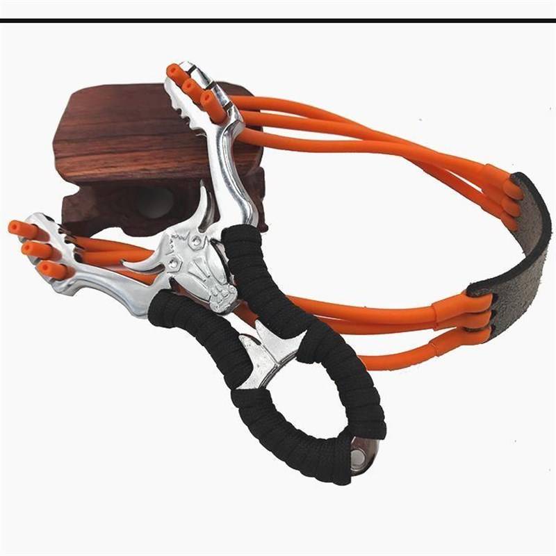 Slingshot Card Year Dedicated High -precision Outdoor Powerful and Precision E Traditional Powerfulness becomes a special competition for ball skin.