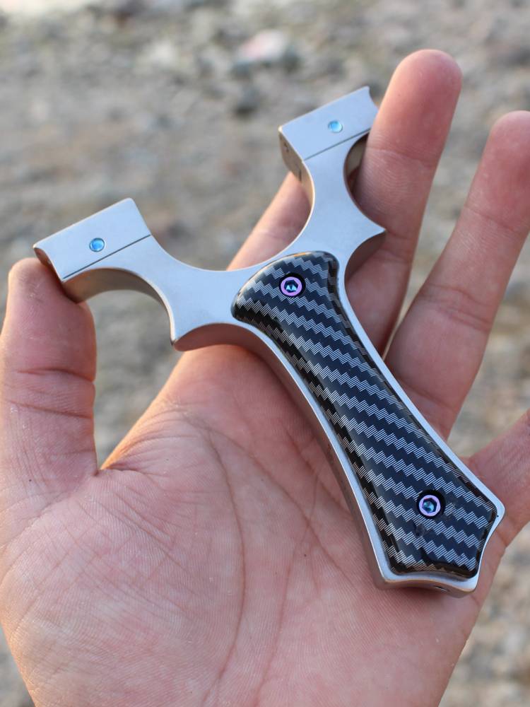 Genuki genuine high -precision sharp -angle hidden buckle dragon teeth fast flat skin slingshot outdoor power stainless steel free bold